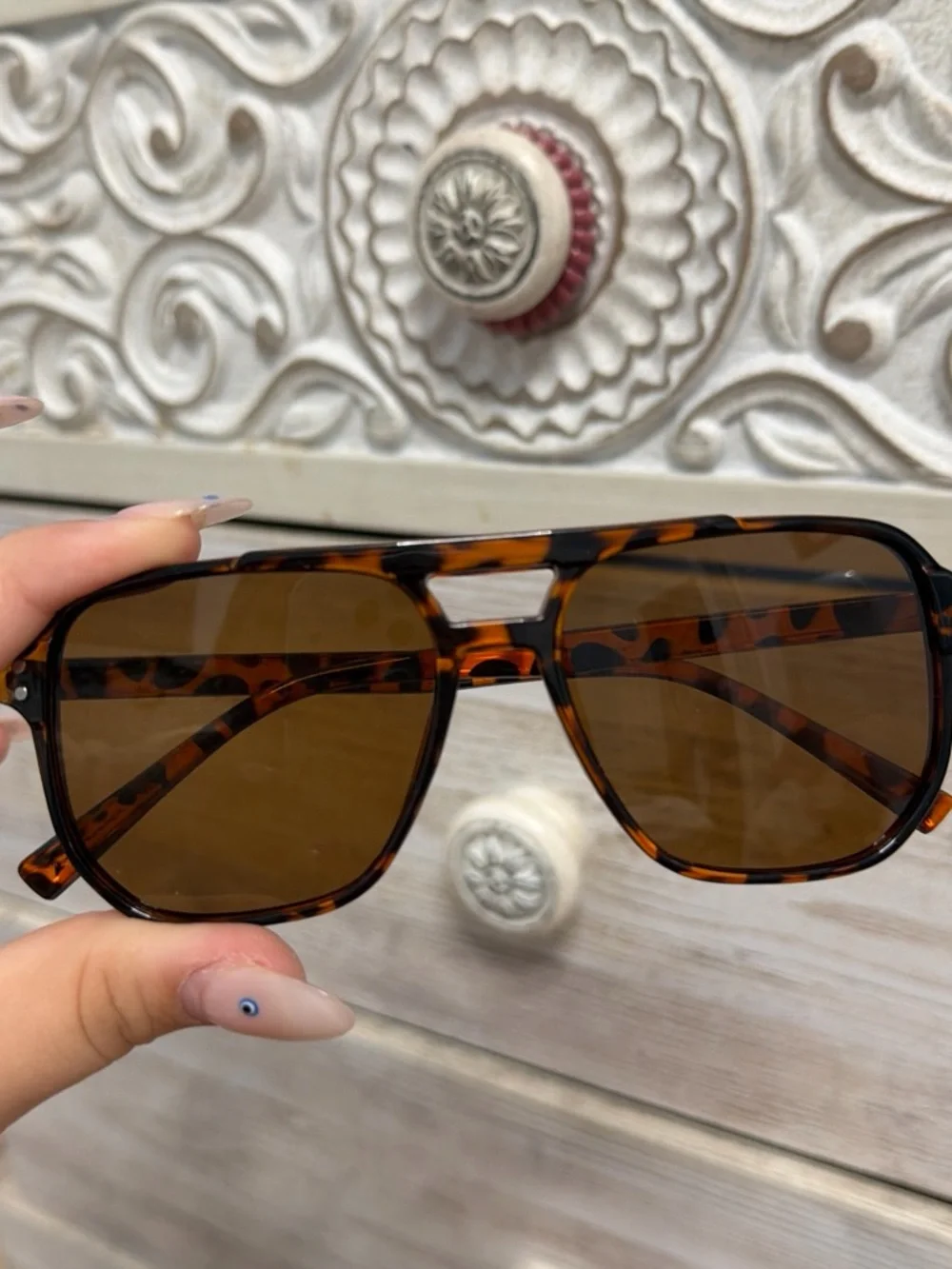 Tortoiseshell Women's Sunglasses with Brown Lenses